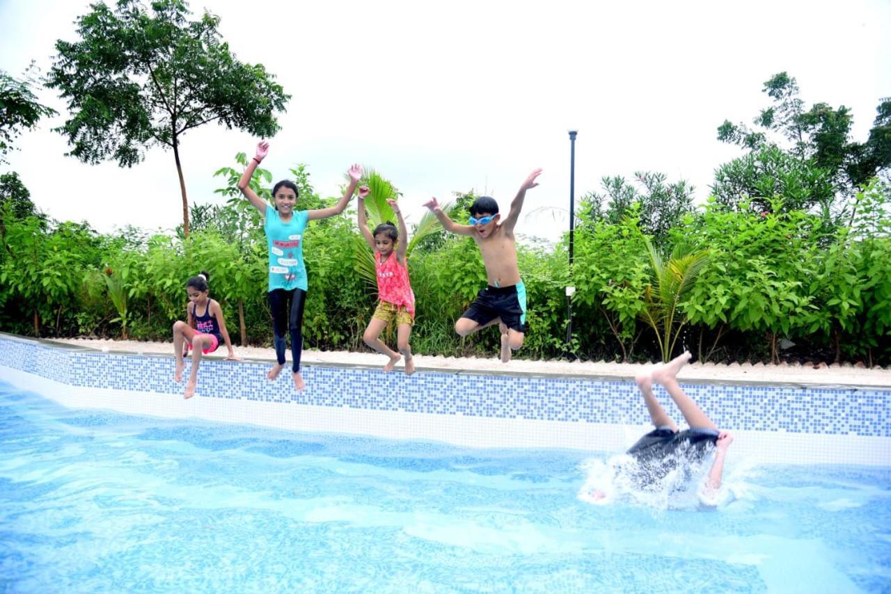 Rejoice Vadodara Bagian luar foto